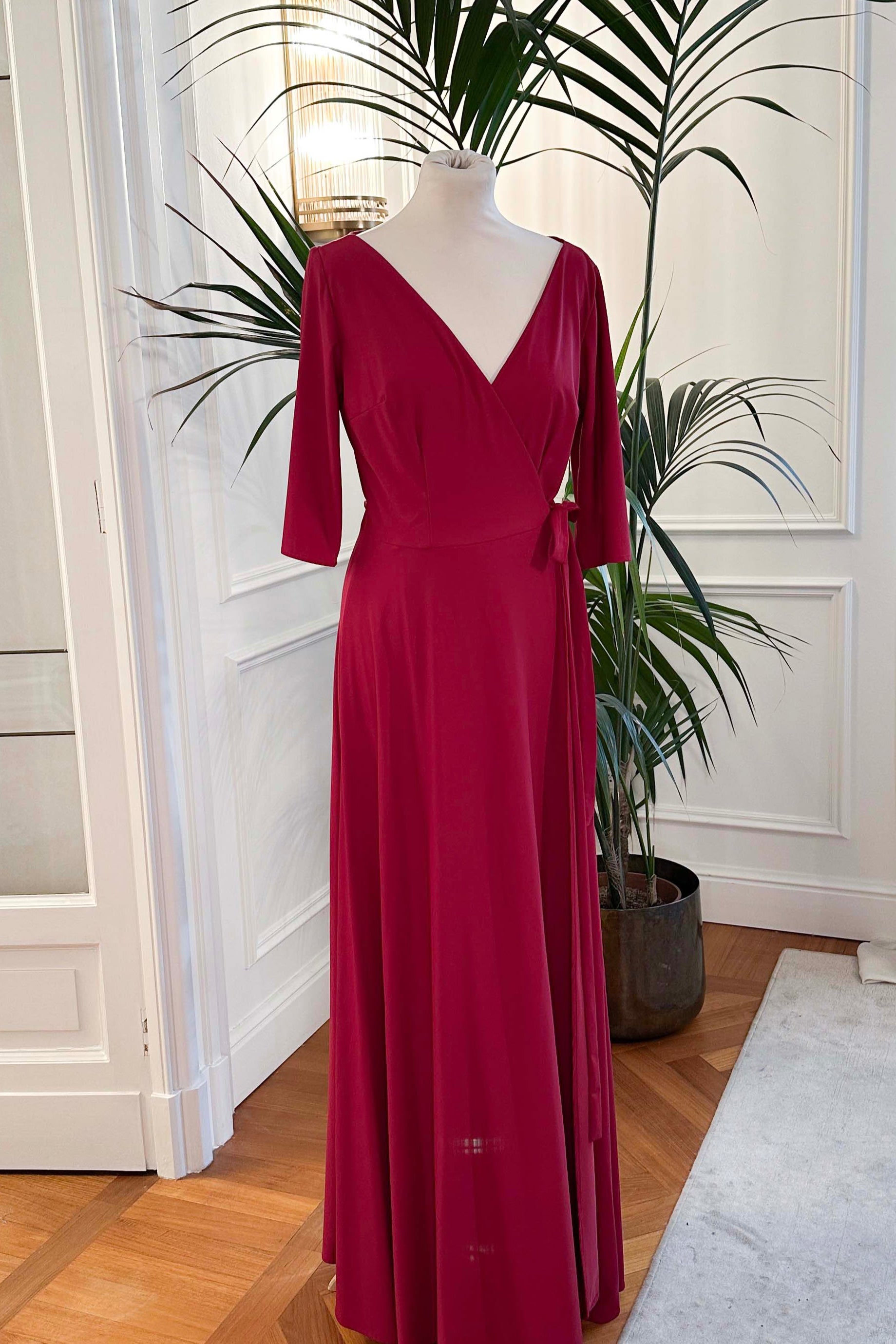 Abito mamma sposa galateo lungo, colore borgogna, maniche tre quarti, Sofia Provera Atelier