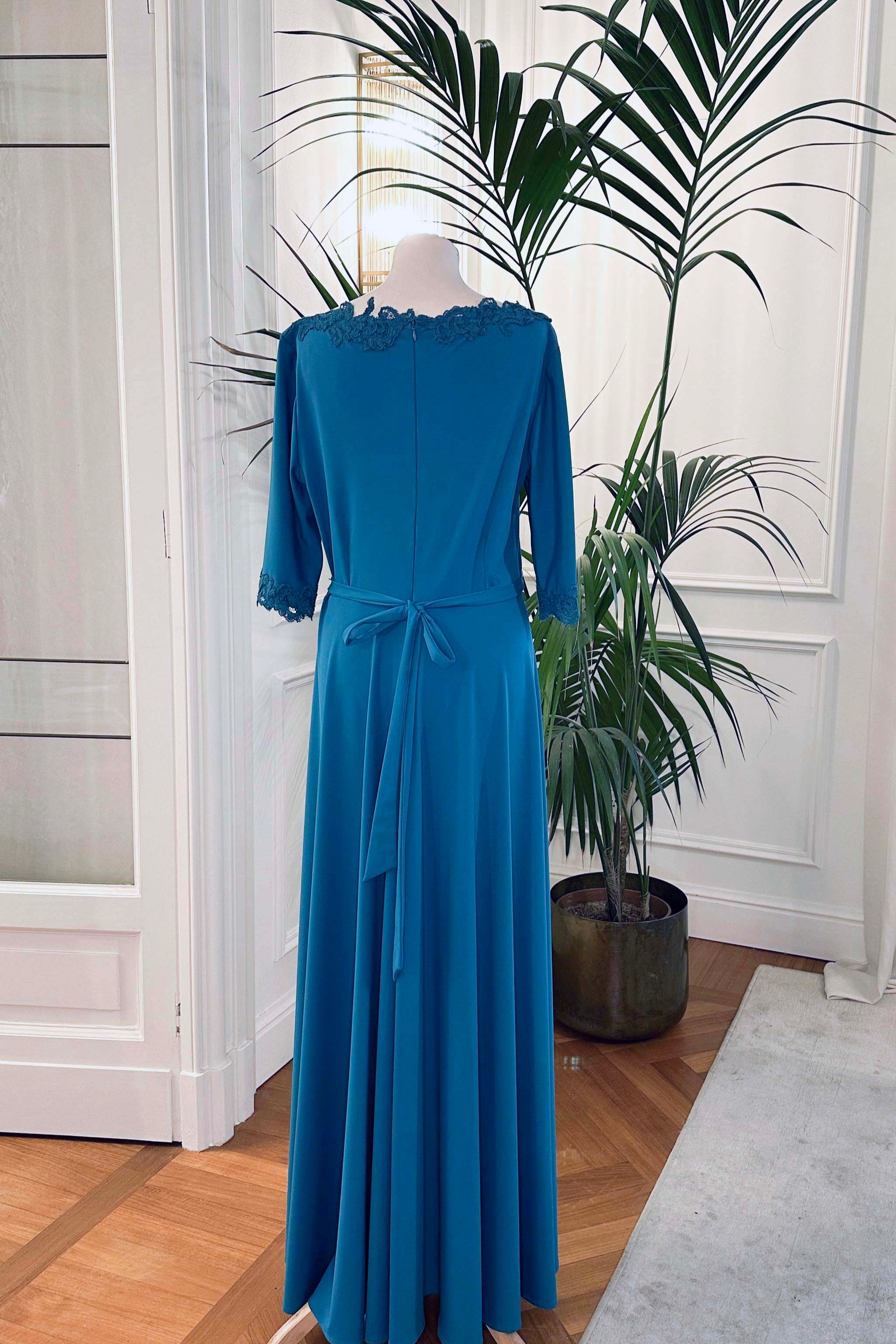 Abito mamma sposa galateo “Paola” in jersey petrolio con pizzo rebrodé, Sofia Provera Atelier