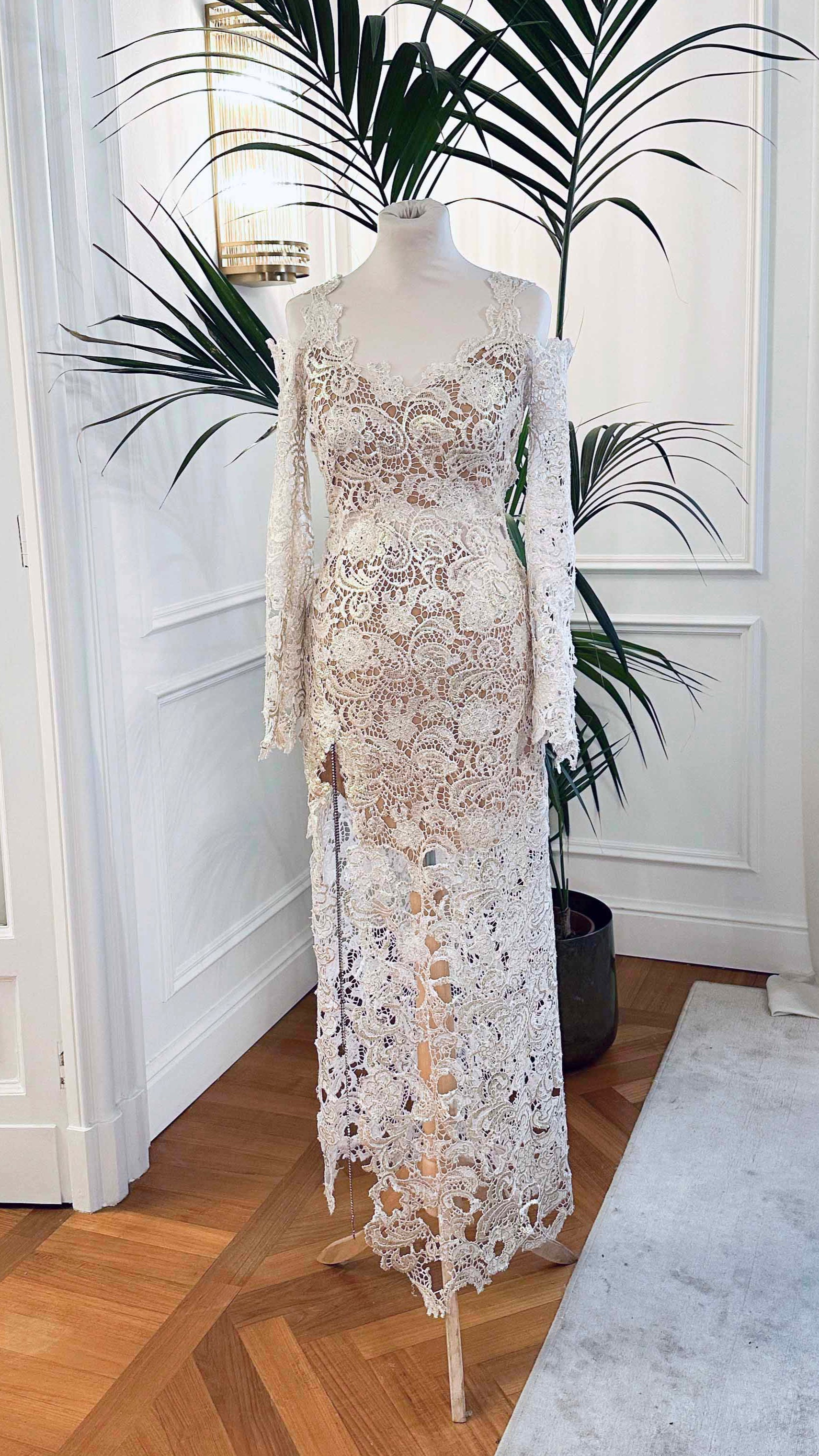 Vestiti 18esimo in pizzo macramè bianco con Swarovski e schiena gioiello – modello Riad, Sofia Provera