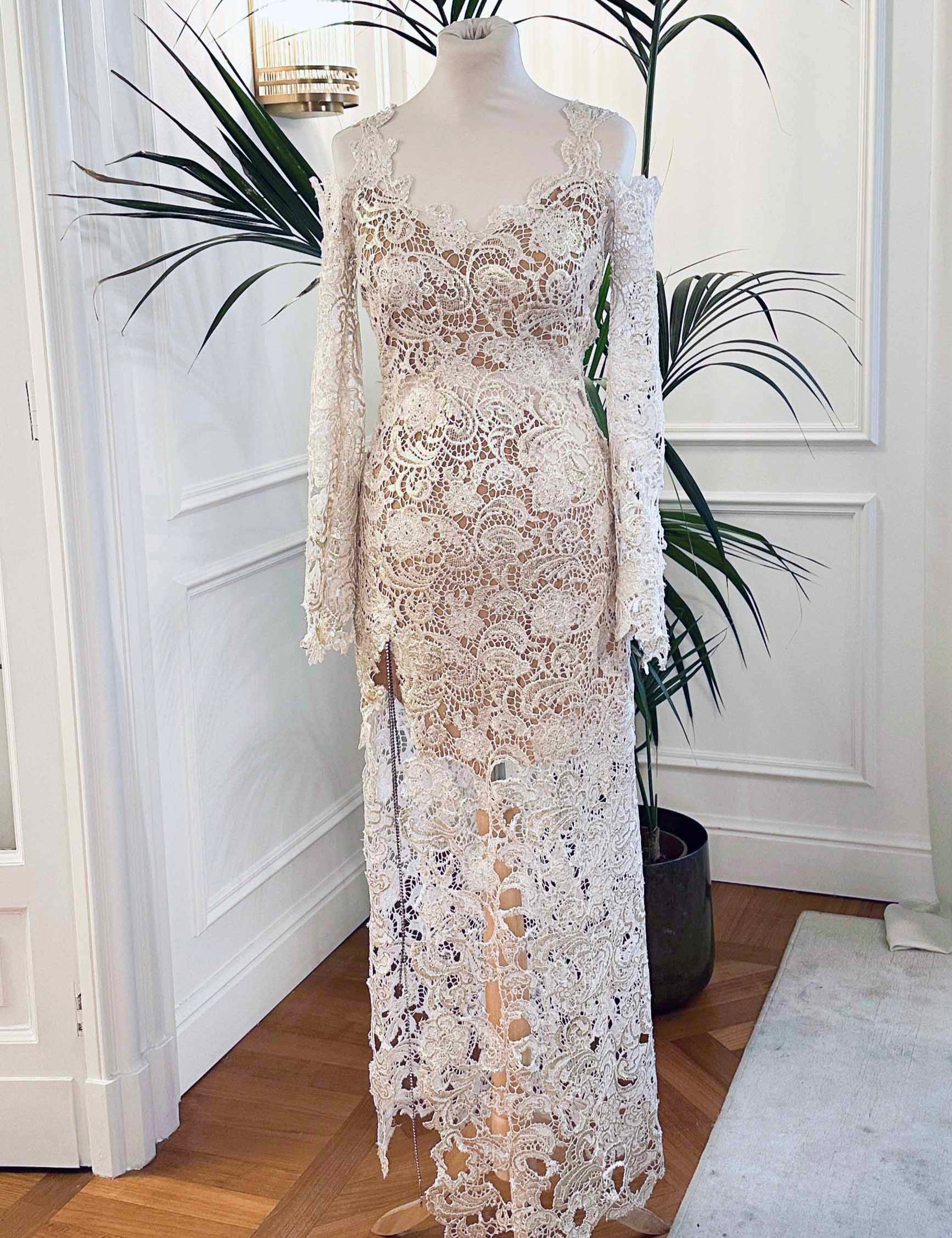 Vestiti 18esimo in pizzo macramè bianco con Swarovski e schiena gioiello – modello Riad, Sofia Provera