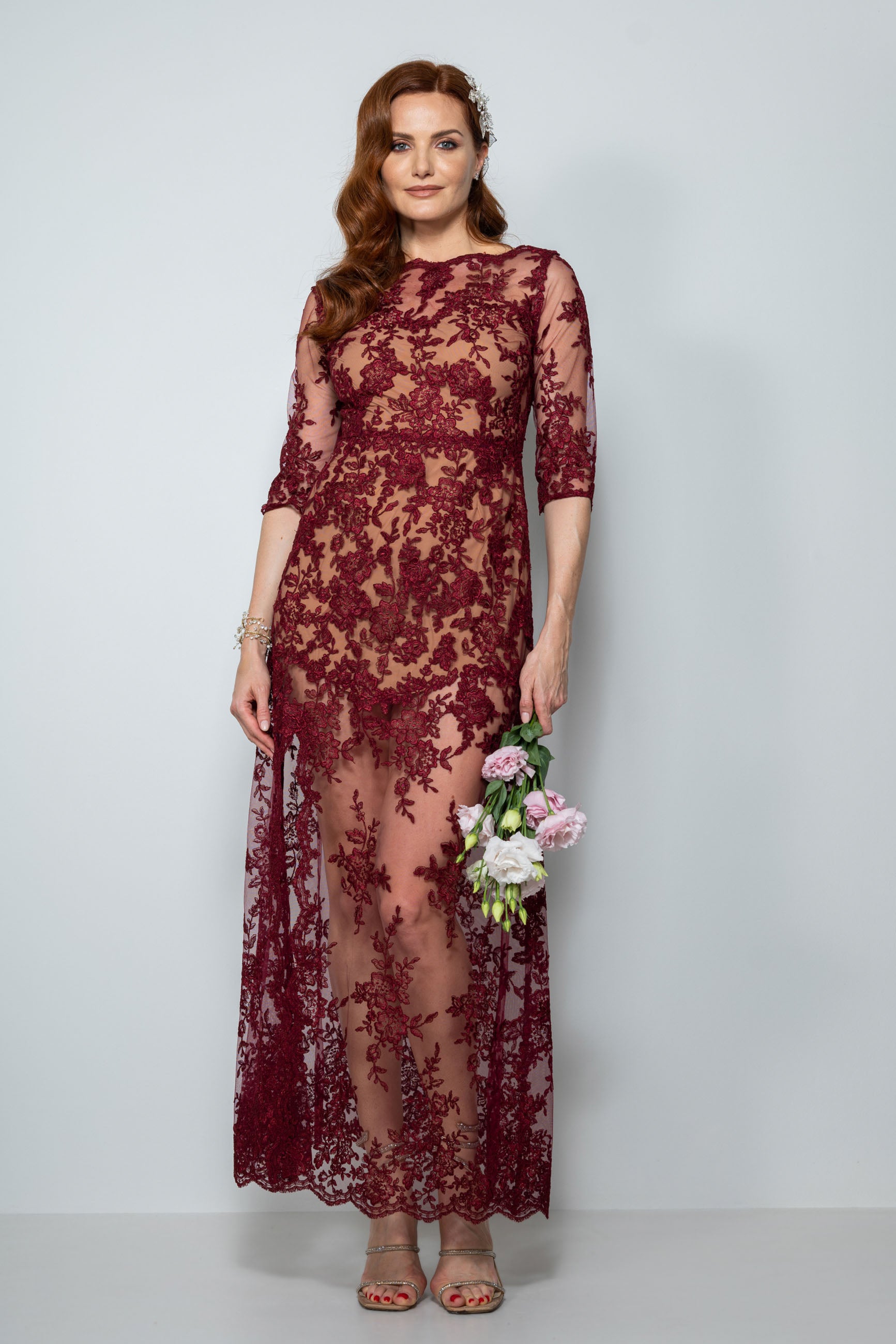 abito mamma sposa galateo lungo in pizzo rebrodè bordeaux “Elsa” – Sofia Provera Atelier