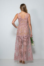 abito cerimonia lungo in pizzo rosa antico con scollo a V e fodera nude effetto vedo-non-vedo – Sofia Provera Atelier