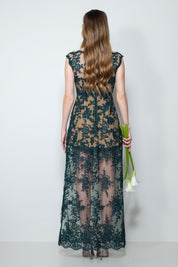abito cerimonia lungo verde in pizzo rebrodè con Swarovski e scollo a barchetta – Sofia Provera Atelier
