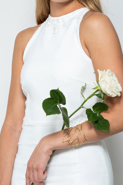abito da sposa bianco lungo in pizzo con scollo all’americana e linea a sirena – Sofia Provera Atelier