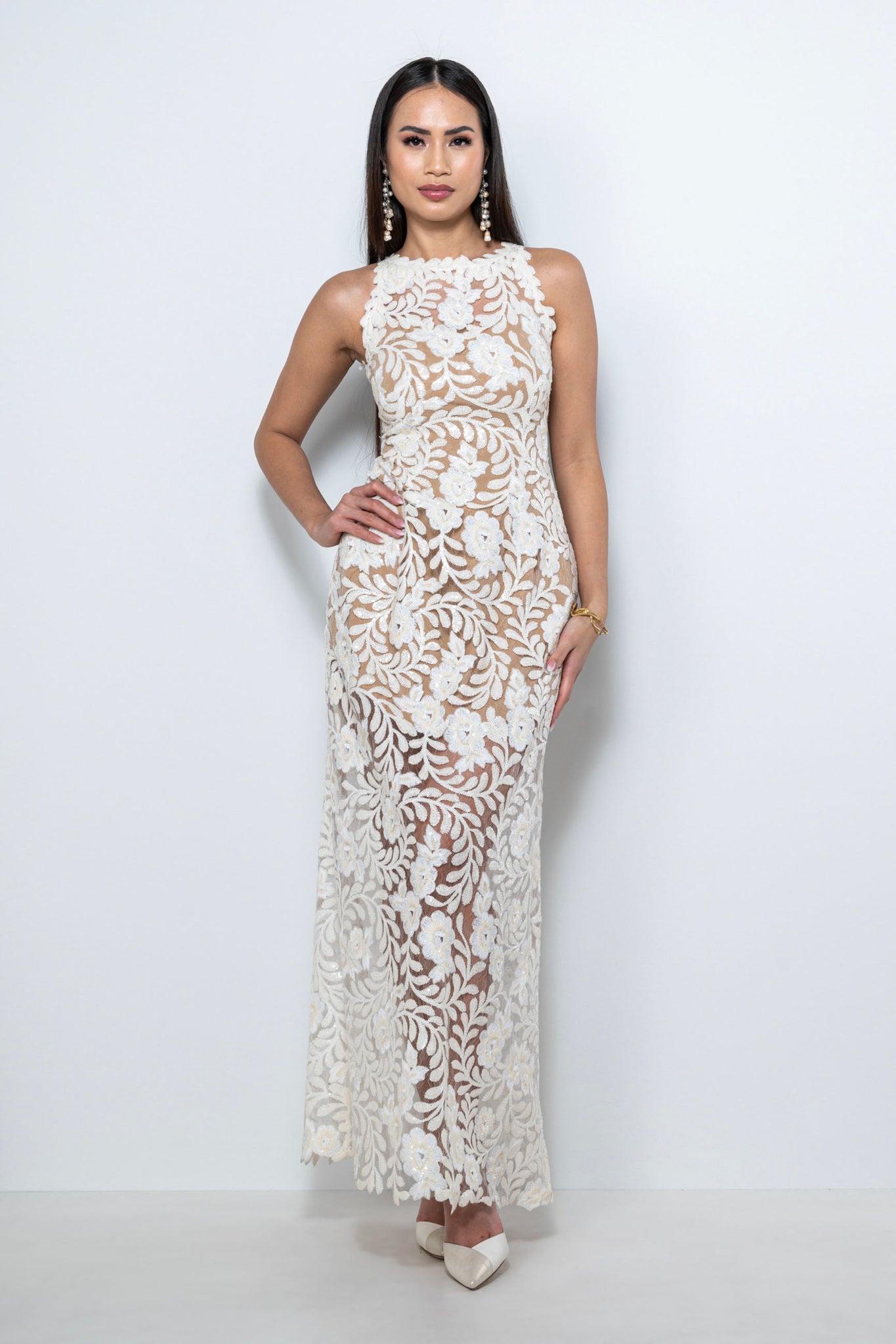 NIF Abito da sposa a noleggio in pizzo Milano Dream Rent by Sofia