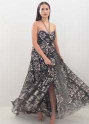 Vestito 18esimo lungo in pizzo lamé nero e oro con schiena scoperta – Sofia Provera Atelier
